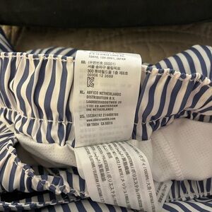 Never worn Abercrombie & Fitch Stretch Shorts